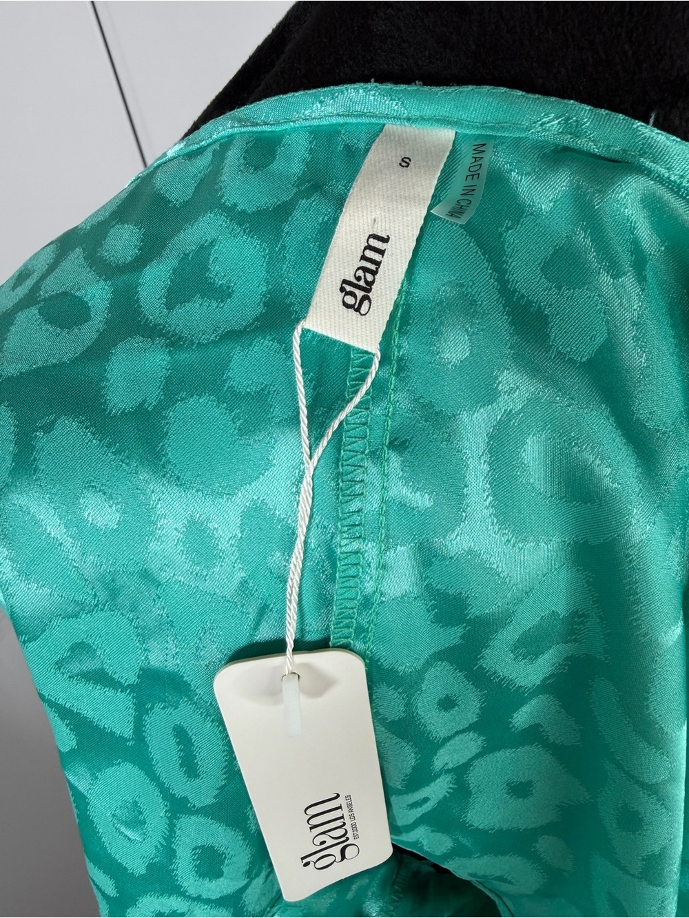 NWT Glam Turquoise Leopard Jacquard Tie Front Cami Top Size Small - Picture 5 of 6